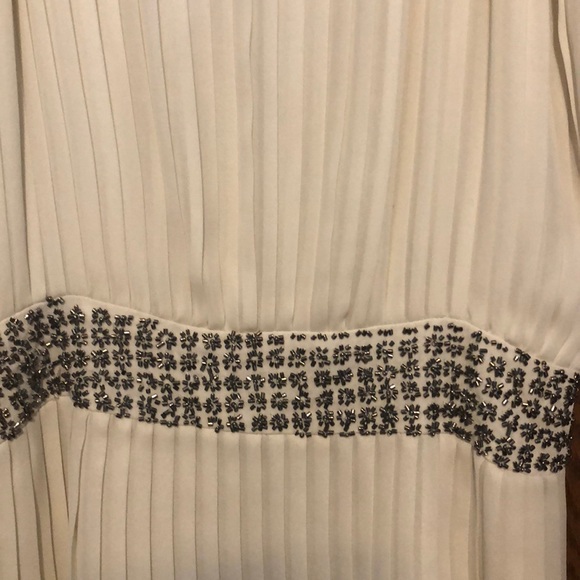 Parker Cream Pleated Beaded Waistband Dress Size Small - Picture 4 of 6